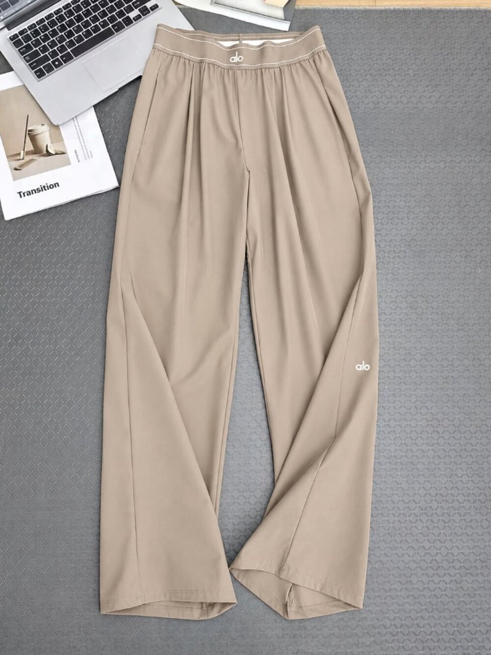 ALO Yoga Gravel Suit Up Trouser NWT✨Regular Length Wide-Leg Pants💻